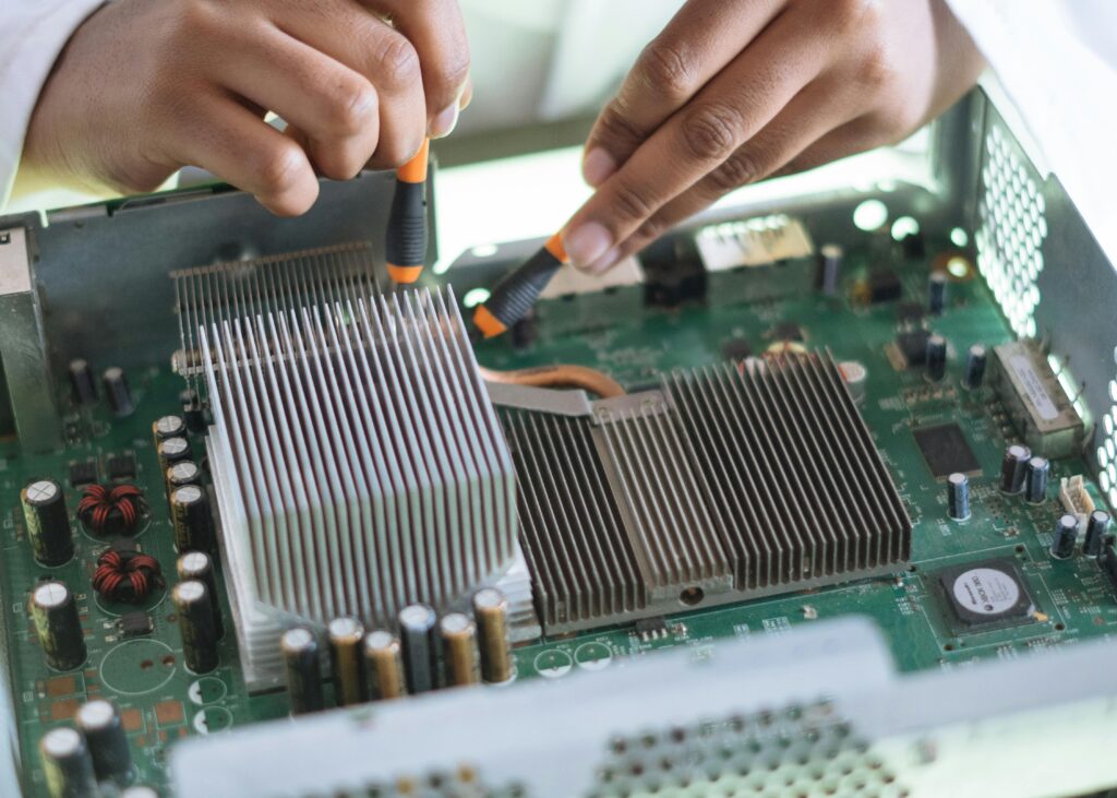 The Neolife Company is Hiring a Quality Control Sample Specialist in California