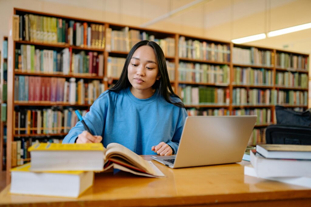 The Fulbright Foreign Student Program For Algerian Students 2026 is Open